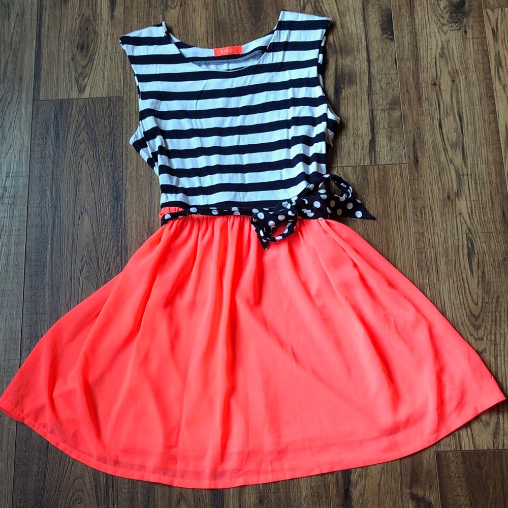 EUC! Summer dress worn once! Juniors sizing